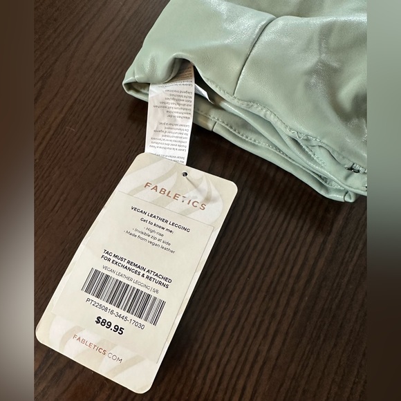 *Closet clear out* Fabletics faux leather leggings - Picture 8 of 8